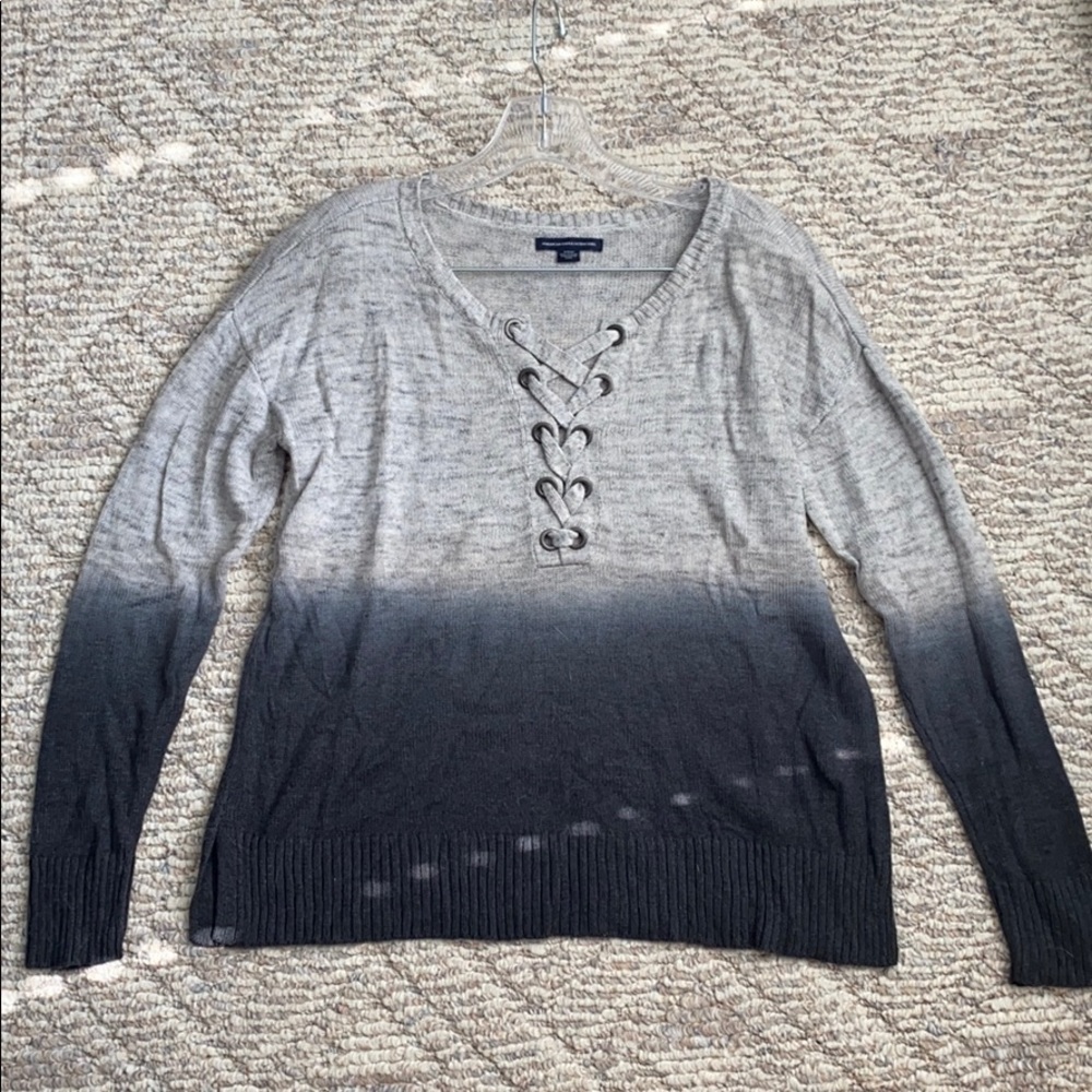 Two toned American Eagle sweater